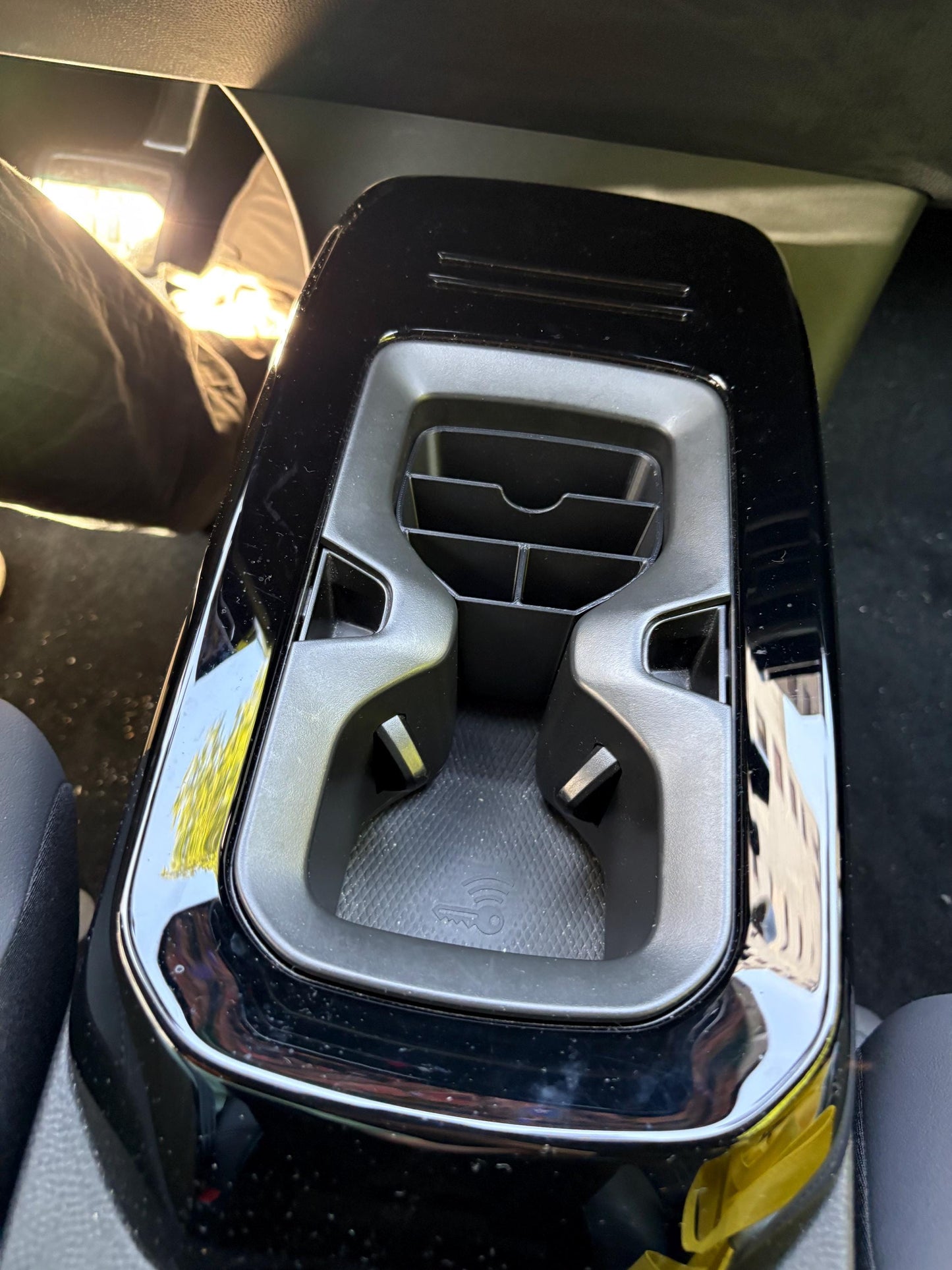 VW ID.4 ID.5 cup holder divider & organising box