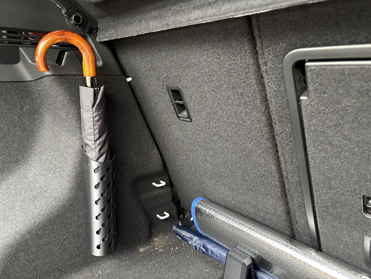 Car Trunk Umbrella Holder: Universal Fit, Strong Velcro